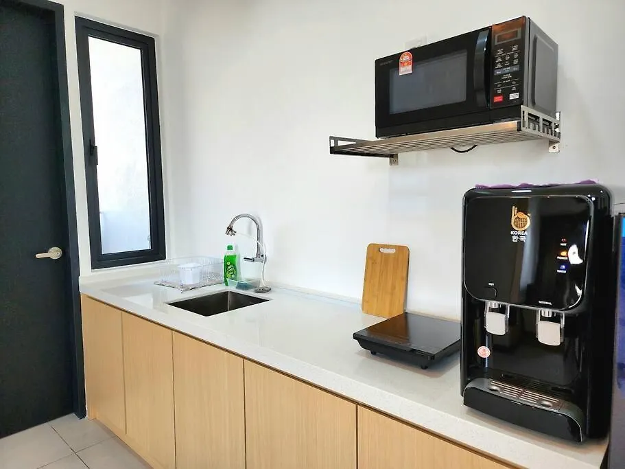 Urban Muji Retreat Suites #3Br #2Carparks Jelutong
