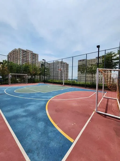 Urban Muji Retreat Suites #3Br #2Carparks Jelutong 0*,
