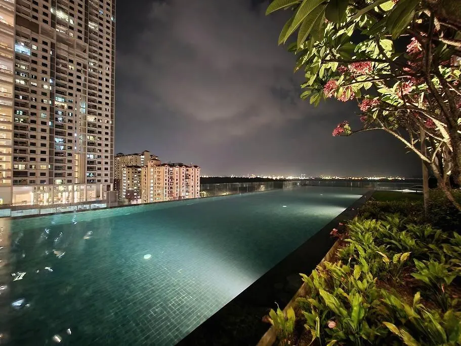 Urban Muji Retreat Suites #3Br #2Carparks Jelutong